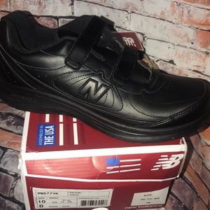 New balance sneakers men’s 10 NEW BLACK